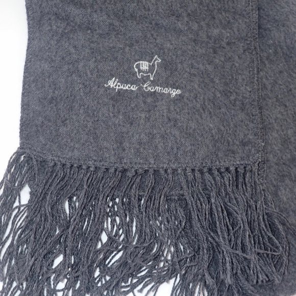 Alpaca Camargo Gray Fringed Scarf Made in Peru Fine Alpaca Blend 64" x 9 NWOT - Picture 2 of 8